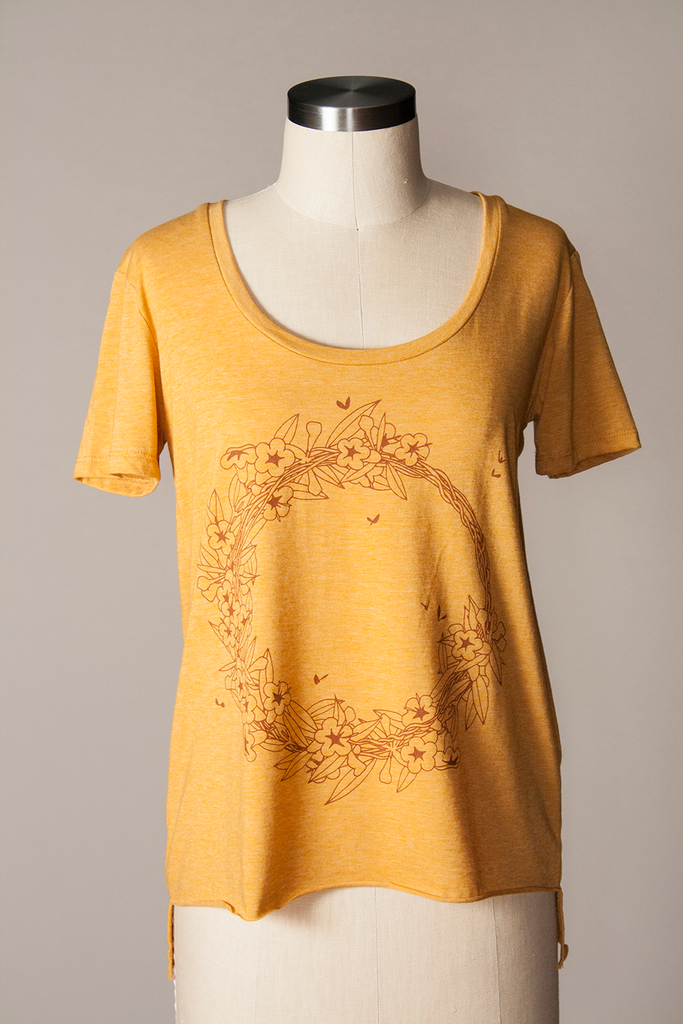 Jessamine Weekend Tee - Gold