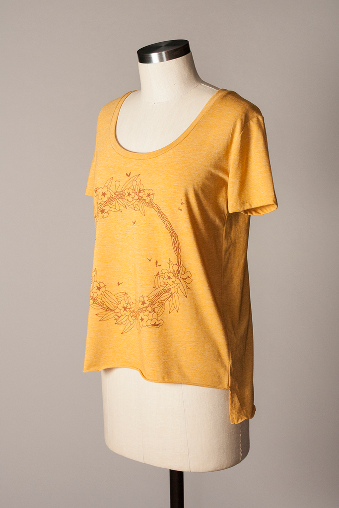 Jessamine Weekend Tee - Gold